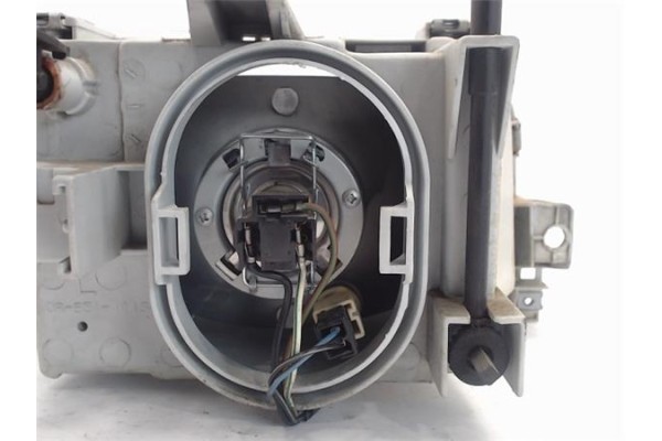 Recambio de faro delantero izquierdo para renault clio i fase i / ii (b/c57) referencia OEM IAM 7701034146  