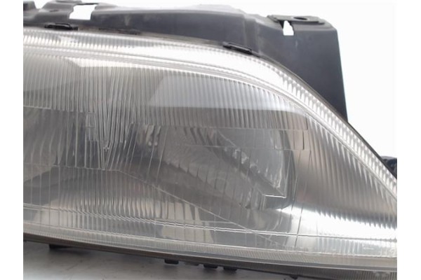 Recambio de faro delantero dcho para citroen xsara berlina referencia OEM IAM 6205R6  