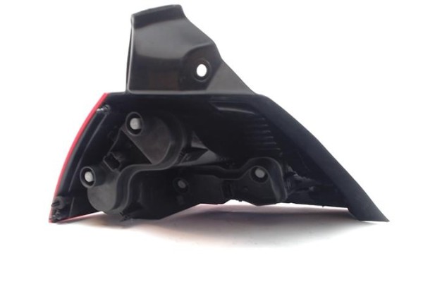 Recambio de piloto trasero derecho para renault megane ii (bm0/1_, cm0/1_) 1.5 dci referencia OEM IAM 8200073237 89398158 520007