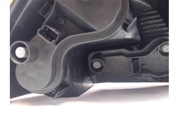 Recambio de piloto trasero derecho para renault megane ii (bm0/1_, cm0/1_) 1.5 dci referencia OEM IAM 8200073237 89398158 520007