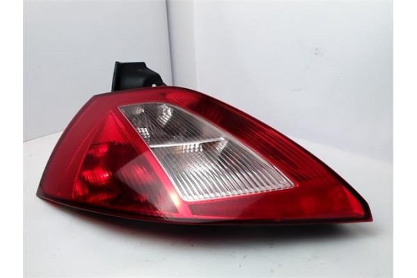 Recambio de piloto trasero izquierdo para renault megane ii (bm0/1_, cm0/1_) 1.5 dci referencia OEM IAM 8200073236  7700428054 ,