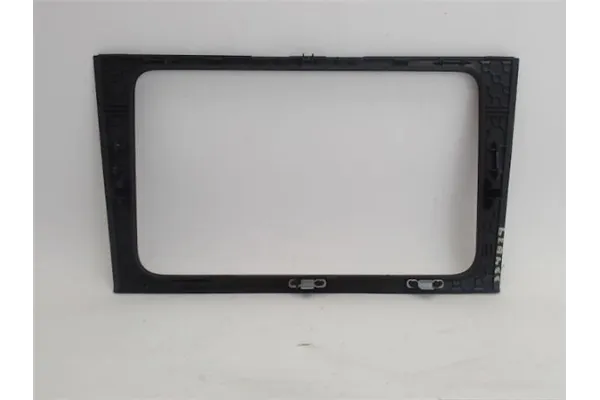 Recambio de embellecedor consola salpicadero para volkswagen golf vi (5k1) 1.4 advance referencia OEM IAM 5K0858061E  