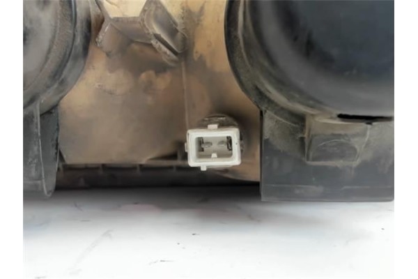Recambio de faro delantero izquierdo para citroen zx referencia OEM IAM 95656541  