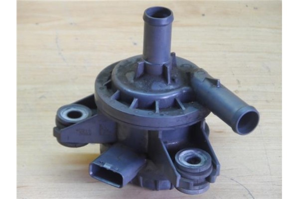 Recambio de bomba agua radiador para toyota prius + (zvw40) 1.8 advance referencia OEM IAM G904052010 21514B155216 