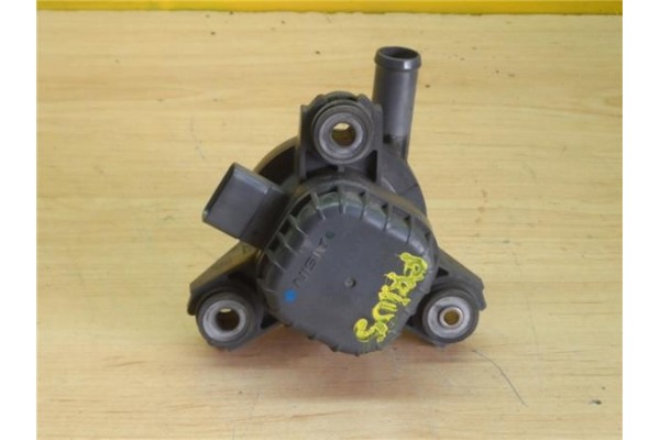 Recambio de bomba agua radiador para toyota prius + (zvw40) 1.8 advance referencia OEM IAM G904052010 21514B155216 