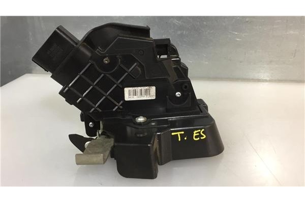 Recambio de cierre electromagnetico trasero izquierdo para ford focus ii (da_) 1.8 tdci referencia OEM IAM 4M5AR26413BC  