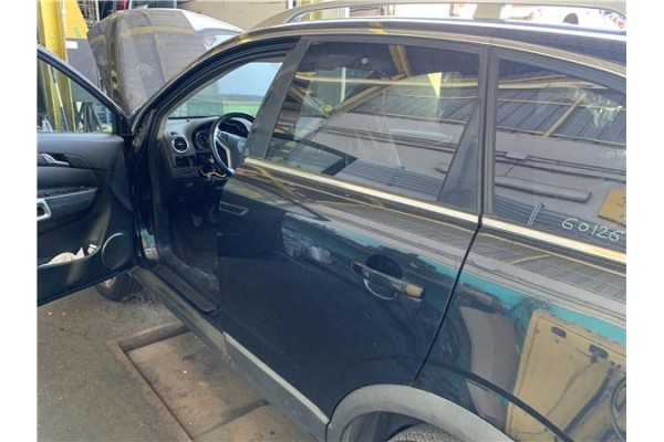 Recambio de puerta trasero izquierda para opel antara 2.2 selective referencia OEM IAM 95416996 20925044 