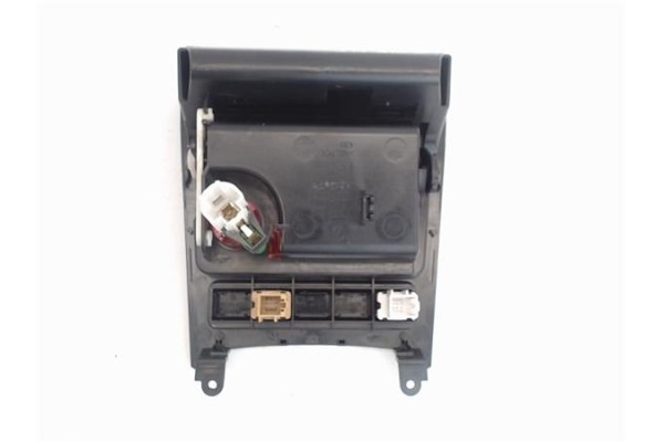 Recambio de conjunto interruptores para volkswagen golf vi (5k1) 1.4 advance referencia OEM IAM 5K0857961A  
