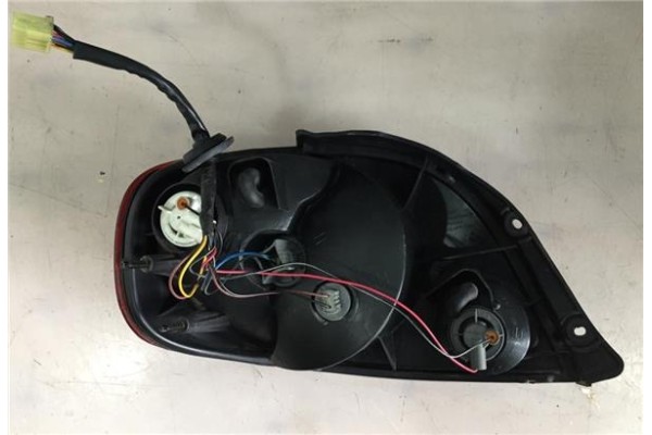 Recambio de puerta delantero izquierda para fiat i doblo (119) 1.3 jtd referencia OEM IAM 51847706  