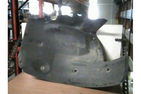 Recambio de protector pase rueda delantero izquierdo para renault megane ii (bm0/1_, cm0/1_) 1.9 dci (bm0g, cm0g) referencia OEM