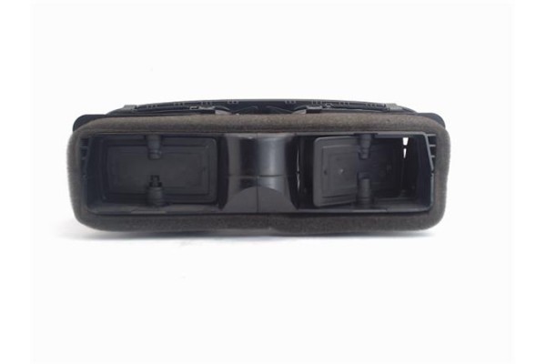 Recambio de rejilla entrada de aire para volkswagen golf vi (5k1) 1.4 advance referencia OEM IAM 5K0819728N  