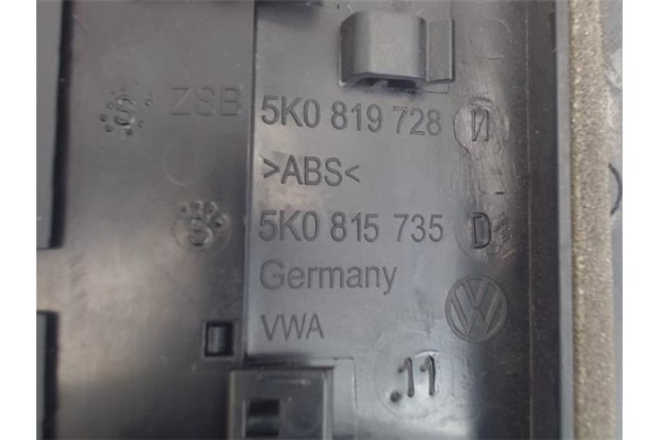 Recambio de rejilla entrada de aire para volkswagen golf vi (5k1) 1.4 advance referencia OEM IAM 5K0819728N  