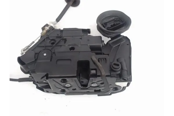 Recambio de cierre electromagnetico trasero derecho para volkswagen golf vi (5k1) 1.4 advance referencia OEM IAM 5K4839016H  