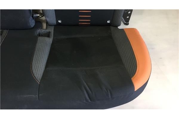 Recambio de asientos traseros para nissan micra v (k14) 1.5 acenta referencia OEM IAM 886005FC1C 886505FC0C 