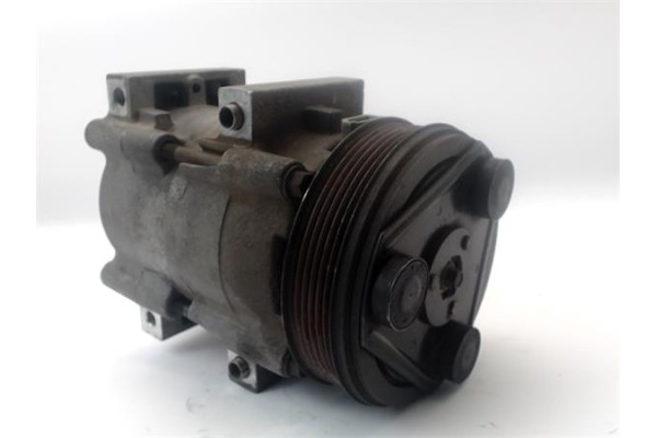 Recambio de compresor aire acond. para ford escort express referencia OEM IAM 96AW19D629CA  1058282 , FORD | 92AG19D629AA , FORD
