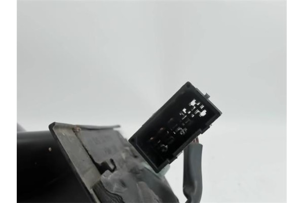 Recambio de retrovisor electrico izquierdo para audi a4 avant (b5) referencia OEM IAM   