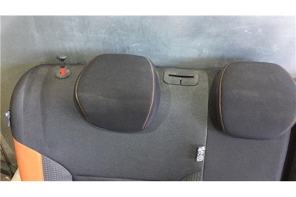Recambio de asientos traseros para nissan micra v (k14) 1.5 acenta referencia OEM IAM 886005FC1C 886505FC0C 