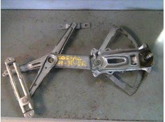 ELEVALUNAS MANUAL DELANTERO DERECHO 
