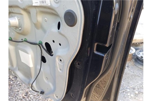 Recambio de puerta delantero derecha para volkswagen touran (1t1) 2.0 tdi referencia OEM IAM 1T0831056AA  