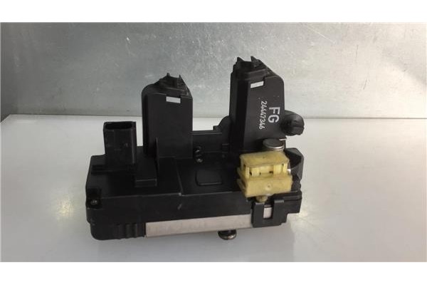 Recambio de cierre electromagnetico trasero derecho para opel signum 3.0 básico referencia OEM IAM 24447346 FG 