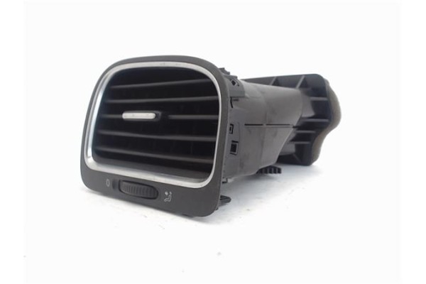 Recambio de rejilla entrada de aire para volkswagen golf vi (5k1) 1.4 advance referencia OEM IAM 5K0819704K  