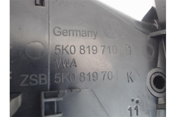 Recambio de rejilla entrada de aire para volkswagen golf vi (5k1) 1.4 advance referencia OEM IAM 5K0819704K  