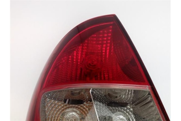 Recambio de piloto trasero izquierdo para citroen c5 berlina 2.0 hdi exclusive referencia OEM IAM 89033073  