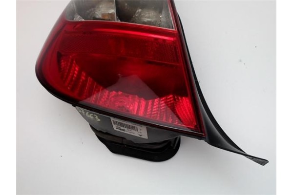 Recambio de piloto trasero izquierdo para citroen c5 berlina 2.0 hdi exclusive referencia OEM IAM 89033073  