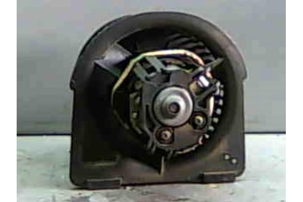 Recambio de motor calefaccion para opel vectra b berlina 1.8 i 16v referencia OEM IAM P00658333  