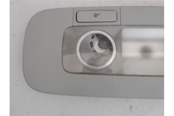 Recambio de luz delantero central techo para volkswagen golf vi (5k1) 1.4 advance referencia OEM IAM 1K0947105T  