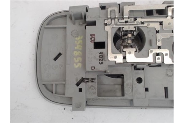 Recambio de luz delantero central techo para volkswagen golf vi (5k1) 1.4 advance referencia OEM IAM 1K0947105T  