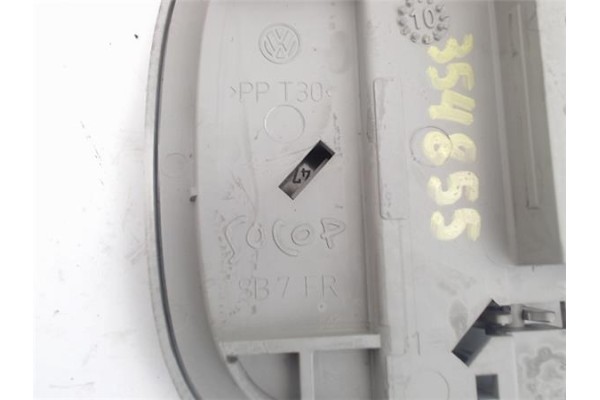 Recambio de luz delantero central techo para volkswagen golf vi (5k1) 1.4 advance referencia OEM IAM 1K0947105T  