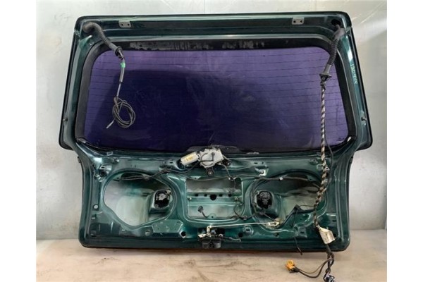 Recambio de porton trasero para audi a6 avant (4b5) 2.5 tdi referencia OEM IAM 4B9827023J  