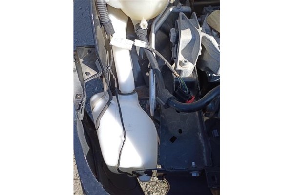 Recambio de deposito limpiaparabrisas para citroen c2 1.1 referencia OEM IAM 6431C8  