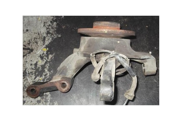 Recambio de mangueta delantero derecha para renault laguna ii (bg0) 1.9 dci (bg0g) referencia OEM IAM 8200322078  