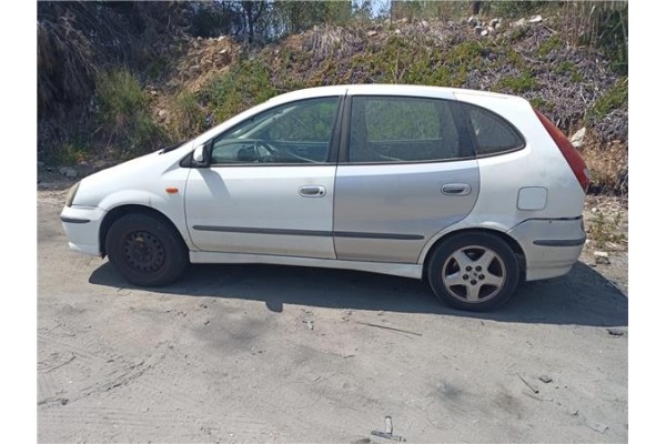 nissan almera tino (v10m) del año 2002