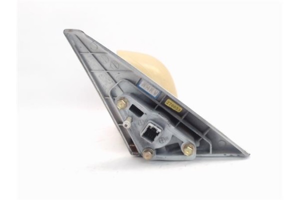 Recambio de retrovisor electrico izquierdo para hyundai coupe (j2) referencia OEM IAM   