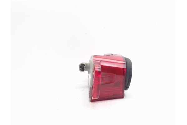 Recambio de luz central de freno para mazda 3 berlina (bk) 1.6 cd active+ xcite referencia OEM IAM BN8V51580B  