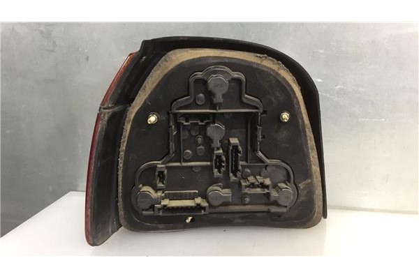 Recambio de piloto trasero derecho para volkswagen golf iii (1h1) 1.9 tdi referencia OEM IAM 12H6945112E 1H6945257 