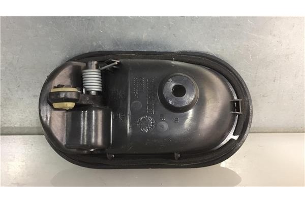 Recambio de manilla int. puerta delantero derecha para dacia sandero i 1.2 ambiance referencia OEM IAM 8200733847 0509701 