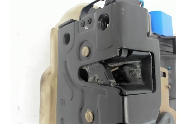 Recambio de cierre electromagnetico delantero derecho para volkswagen golf v plus (5m1) 1.9 tdi referencia OEM IAM 3D1837016AC 1