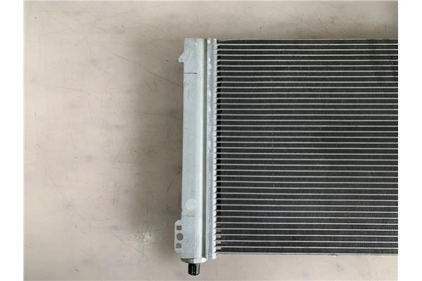 Recambio de radiador aire acondicionado para mercedes-benz clase c (bm 203) sportcoupe 2.0 c 180 (203.735) referencia OEM IAM A2
