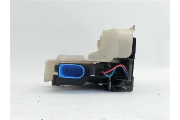 Recambio de cierre electromagnetico delantero izquierdo para volkswagen golf v plus (5m1) 1.9 tdi referencia OEM IAM 3D1837015AP