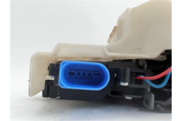 Recambio de cierre electromagnetico delantero izquierdo para volkswagen golf v plus (5m1) 1.9 tdi referencia OEM IAM 3D1837015AP