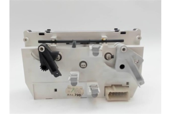 Recambio de mandos calefaccion / a.a. para peugeot 206 berlina (1998) 1.4 i referencia OEM IAM  1068901 