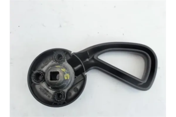 Recambio de mando regulacion altura asiento delantero izquierdo para peugeot 206 1.4 hdi eco 70 referencia OEM IAM 9638799977  