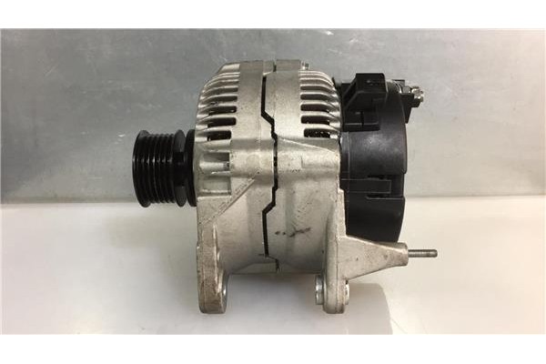 Recambio de alternador para volkswagen golf iii (1h1) 1.9 tdi referencia OEM IAM 28903025G GA003837 