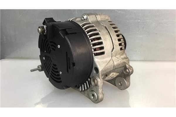 Recambio de alternador para volkswagen golf iii (1h1) 1.9 tdi referencia OEM IAM 28903025G GA003837 