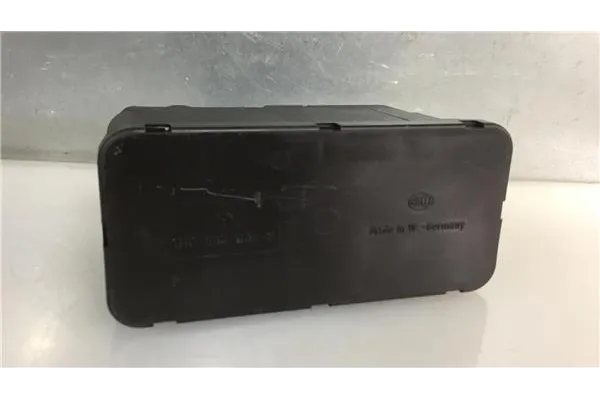 Recambio de compresor cierre centralizado para volkswagen golf iii (1h1) 1.9 tdi referencia OEM IAM 1H0962257  