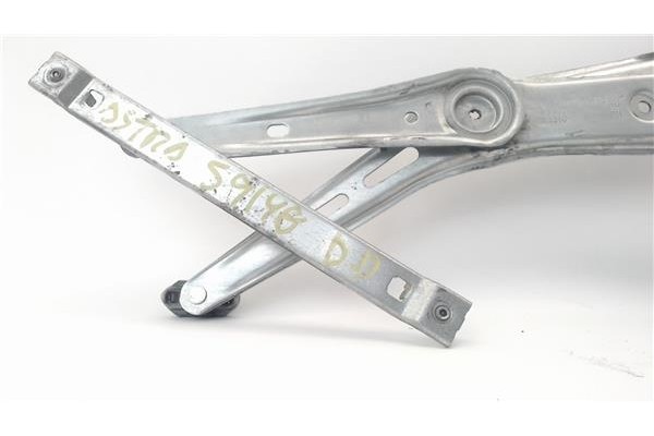 Recambio de mecanismo elevalunas delantero derecho para opel astra h berlina 1.7 cdti referencia OEM IAM 994887  